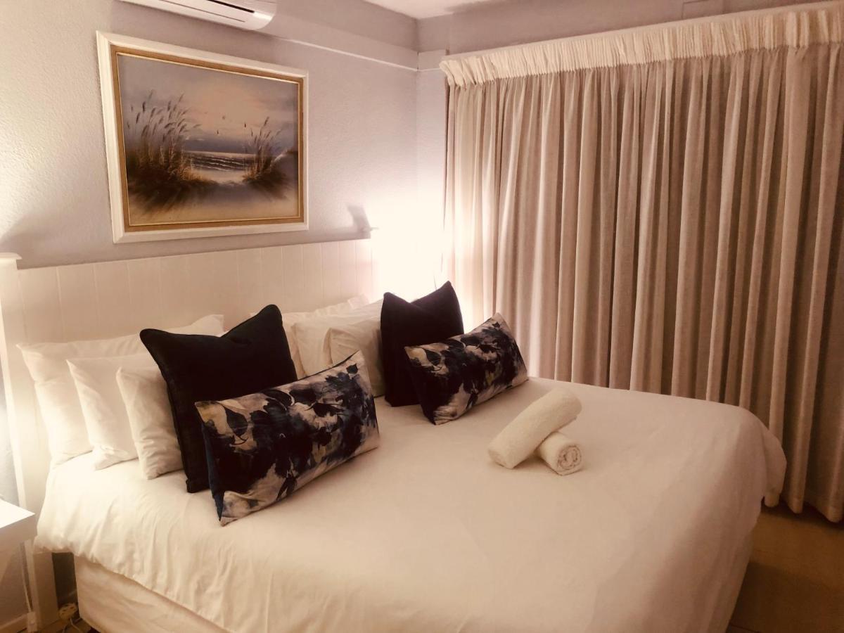 Sands Beach Breaks Umdloti Beach View Bagian luar foto
