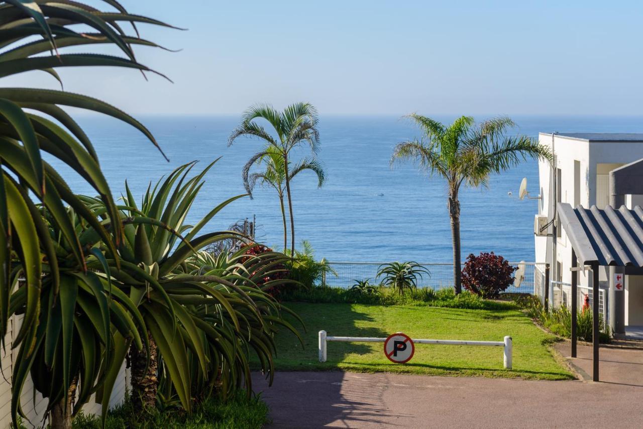 Sands Beach Breaks Umdloti Beach View Bagian luar foto